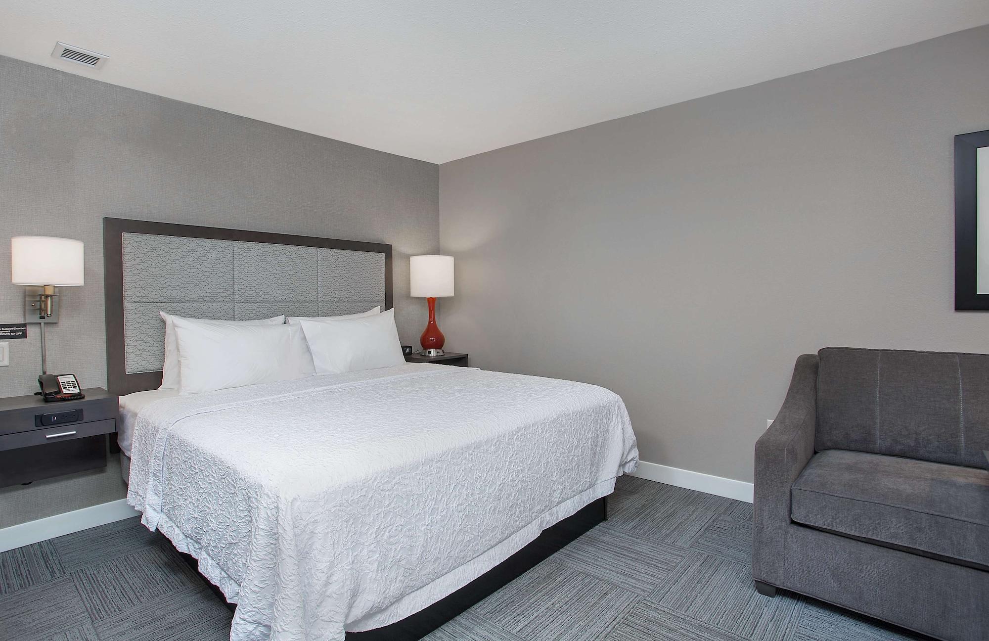 Hampton Inn Vincennes Exteriör bild