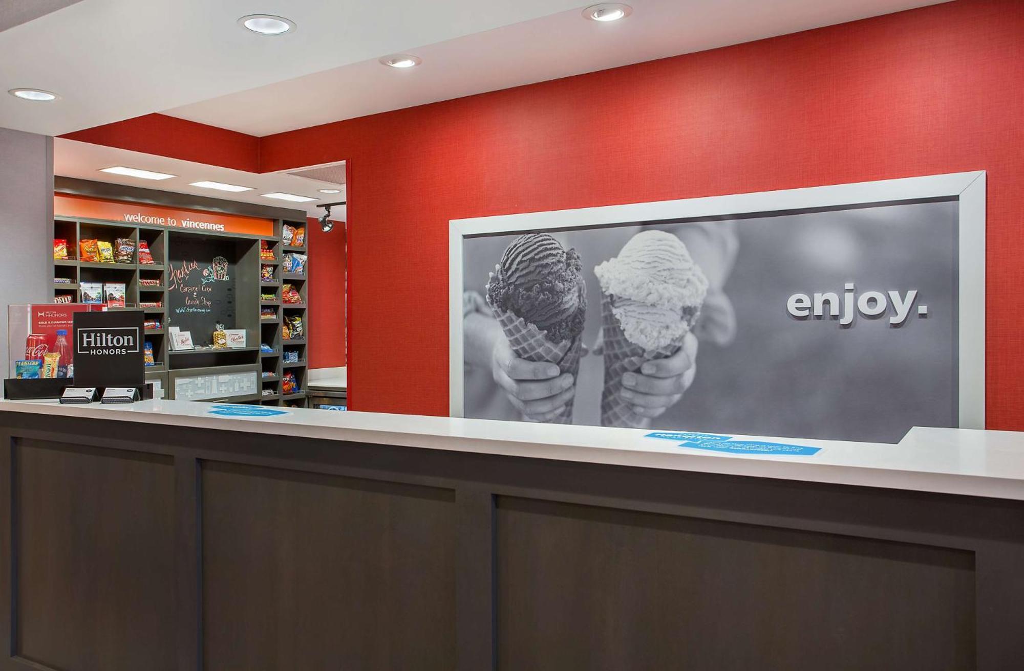 Hampton Inn Vincennes Exteriör bild