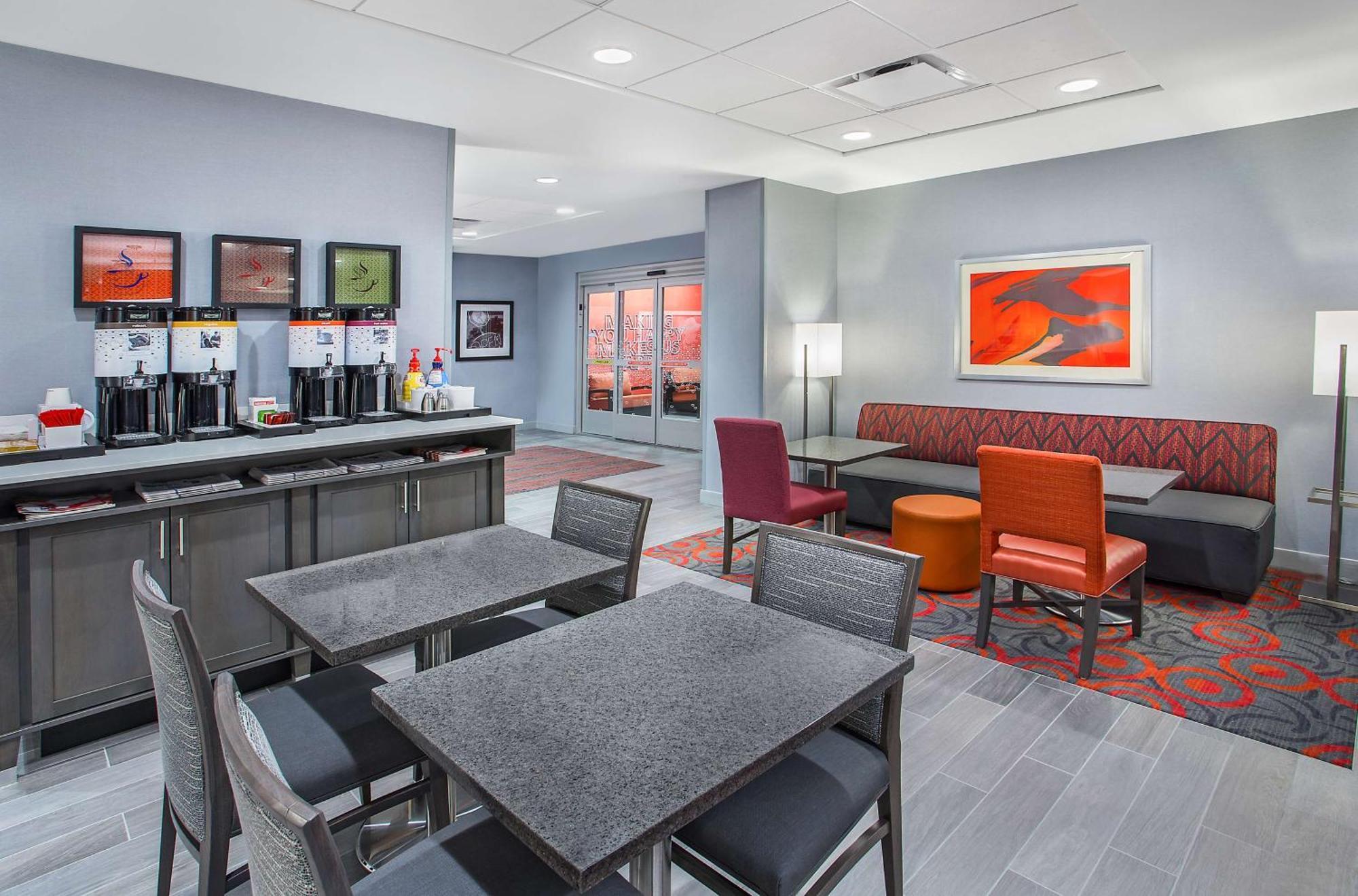 Hampton Inn Vincennes Exteriör bild